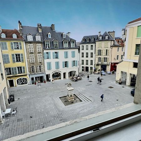 Wonderhost, Bois Et Pierre En Coeur De Ville Pau Exterior foto